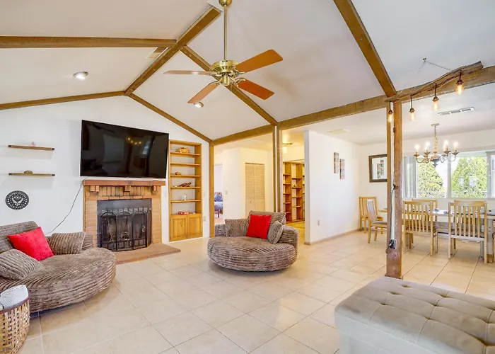 'the Chillville In Cornville' - Saltwater Pool! Holiday home